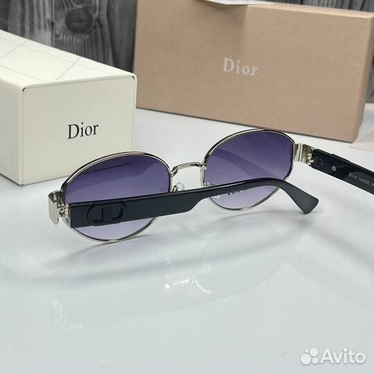 Солнцезащитные очки женские dior