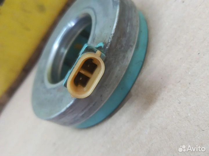 Электро-магнит компрессора Шевроле Лачетти