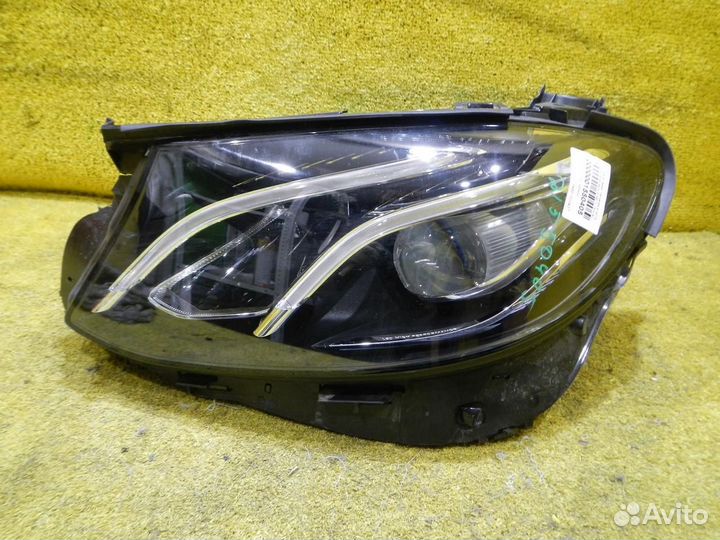 Фара левая Mercedes-Benz E-Class