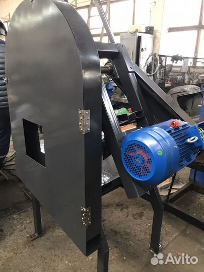 Торцовочный маятниковый станок ТЦ-600 в комплекте