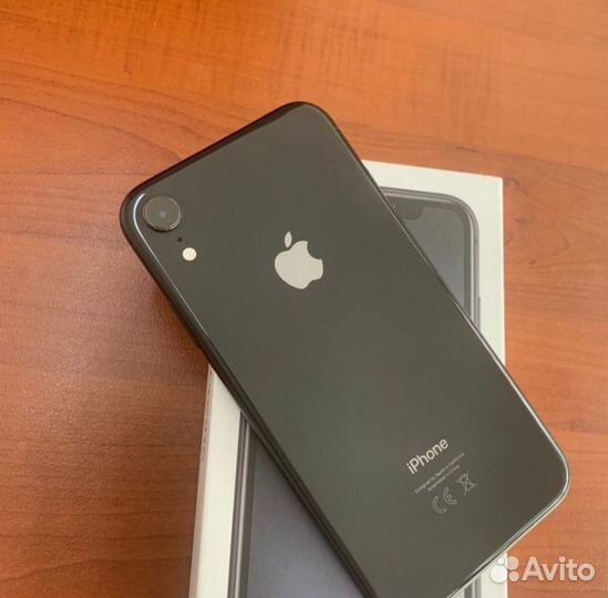 iPhone Xr, 128 ГБ