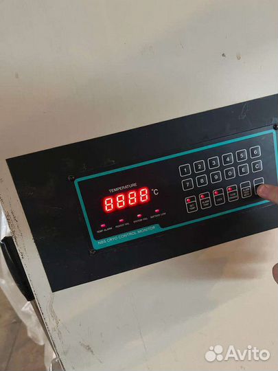 Низко Камерный морозильник