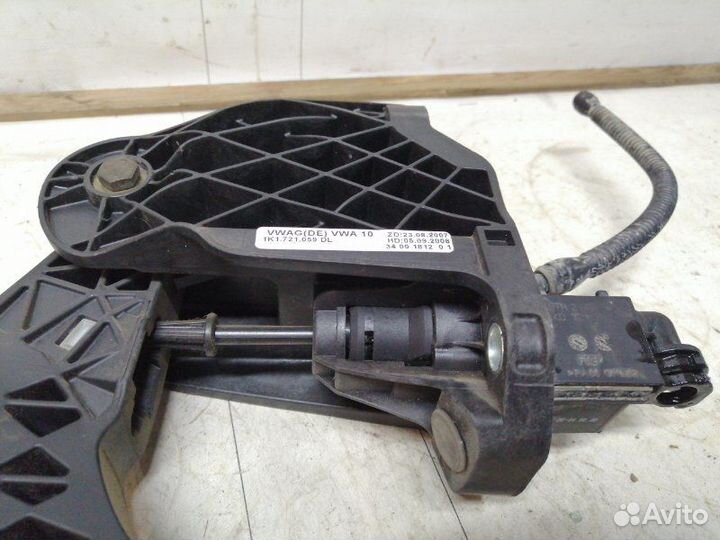 Педаль сцепления Skoda Octavia A5 1Z3 1.4 cgga