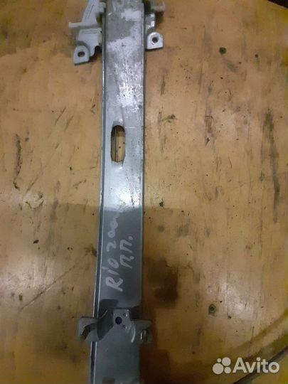 Стеклоподьемник двери Kia Rio 2000