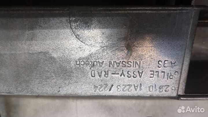 Решетка радиатора Nissan Serena (C25), 2005