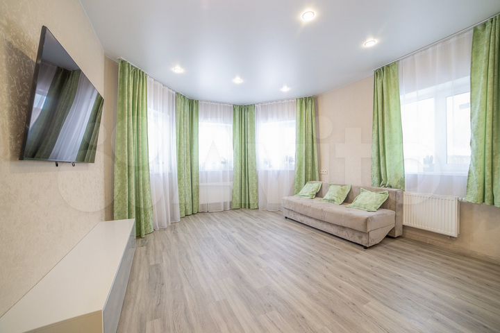 Дом 193,6 м² на участке 15 сот.