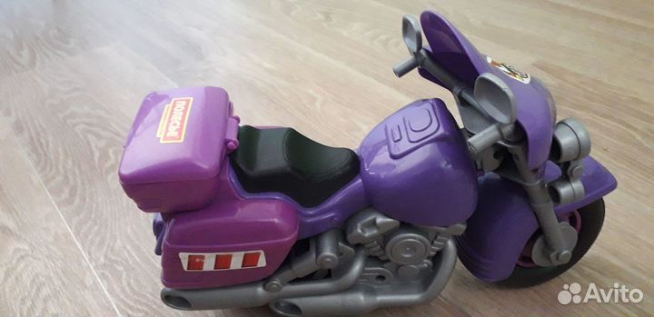 Игрушки (машинки) 