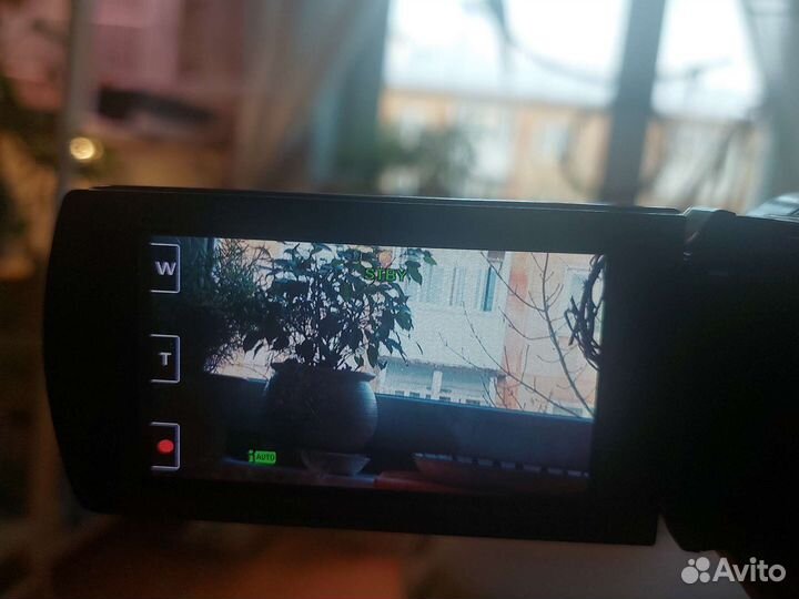Видеокамера sony handycam full HD 3.1 megapixels