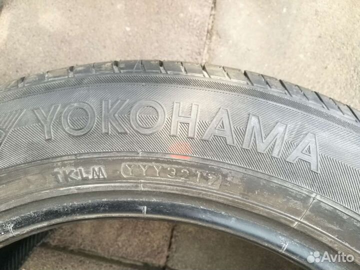 Yokohama BluEarth E70BZ 215/55 R17 94V