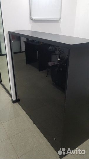 Продаю рессепшн