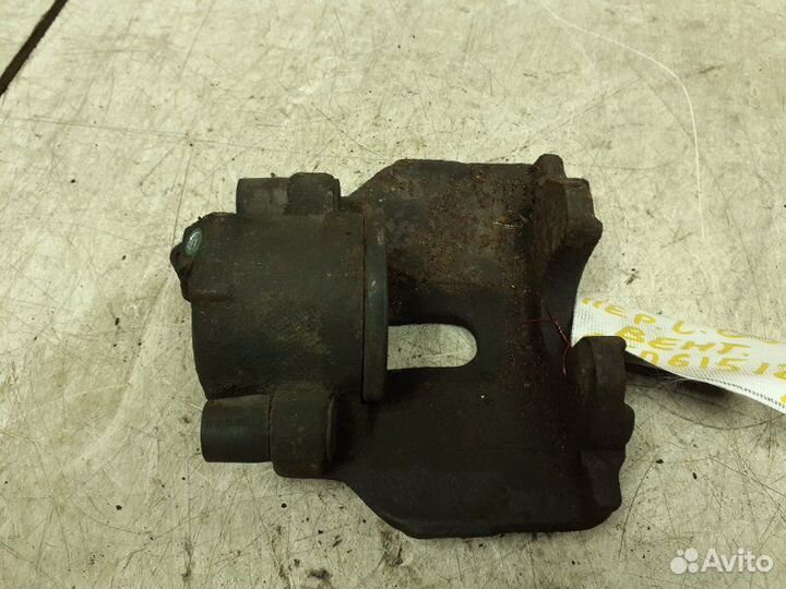 Суппорт тормозной передний левый Audi A4 B5