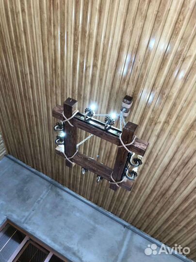 Люстра из дерева под старину
