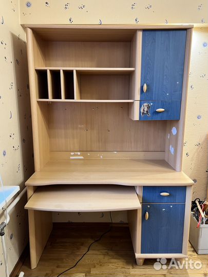 Стол письменный, компьютерный с этажеркой