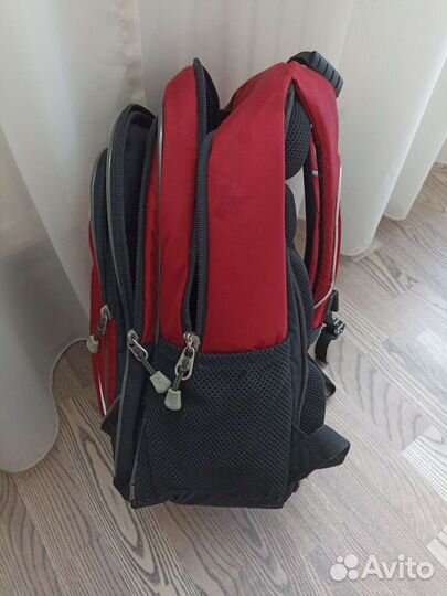 Рюкзаки ранцы для школы
