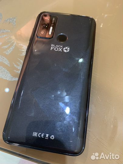 Black Fox B9 Fox, 2/32 ГБ