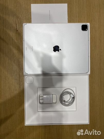 Apple iPad Pro 12.9 256GB 2022 «Серебристый»