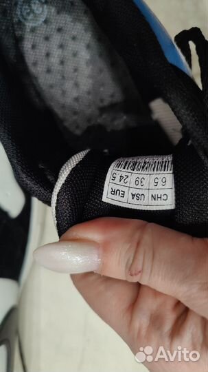 Новые кеды 39 не nike