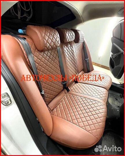 Чехлы Skoda Octavia A5 из экокожи коричневые Ромб