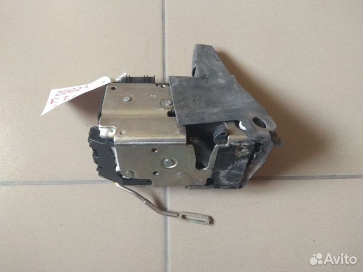 Ford Fiesta Замок двери задней правой