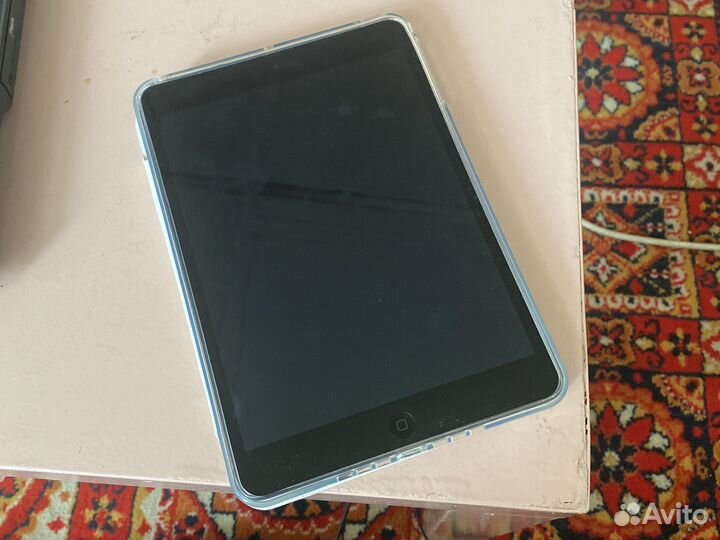 iPad mini 2 32gb + Чехол