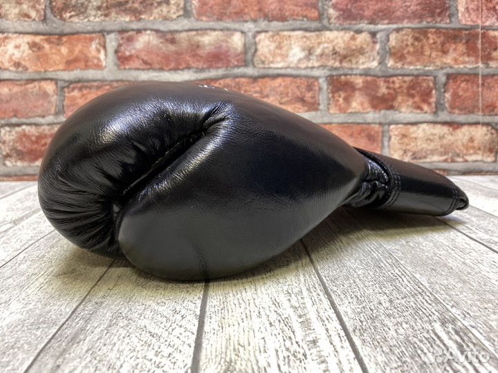 Боксерские перчатки Hayabusa Pro Boxing Black