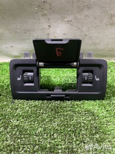 Блок управления подогревом сидений задний