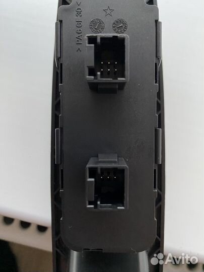 Блок управления стеклоподъемниками Citroen C4