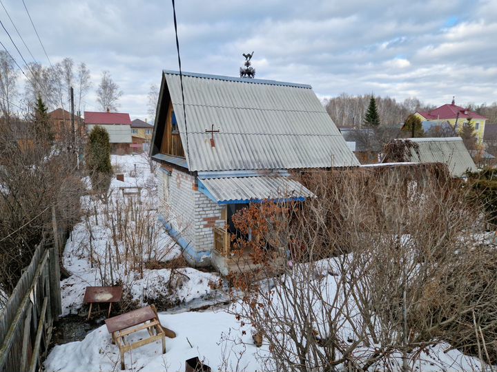 Дача 40 м² на участке 5 сот.