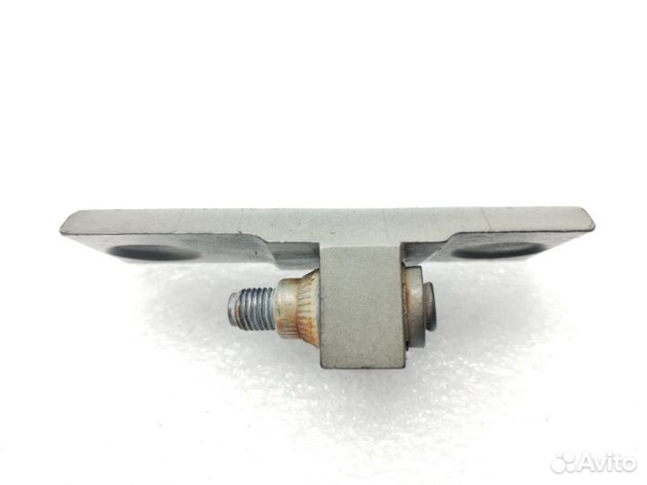 Петля двери передняя правая Bmw 5-Series E60 2.5