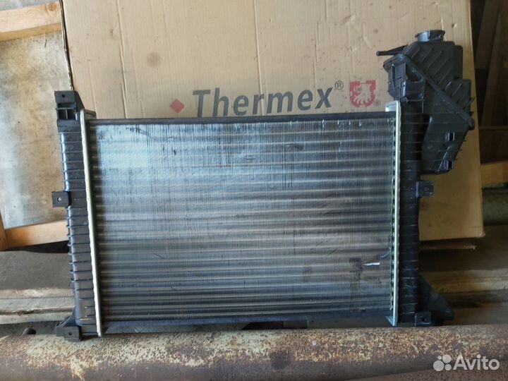 Радиатор охлаждения mercedes sprinter 901-903