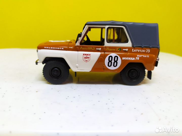 Модель. уаз-469Б