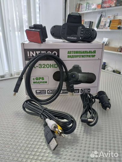 Автомобильный видеорегистратор