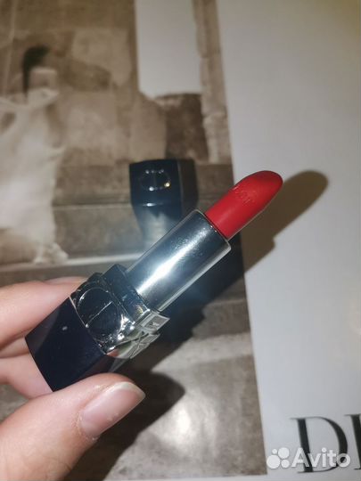 Помада Dior rouge 999