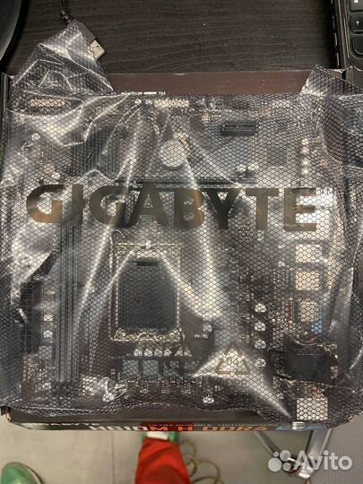 Материнская плата LGA1700 Gigabyte H610M H DDR4