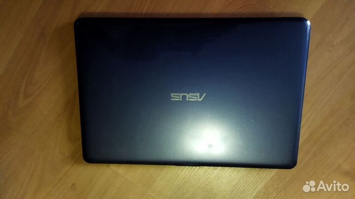 Ноутбук asus