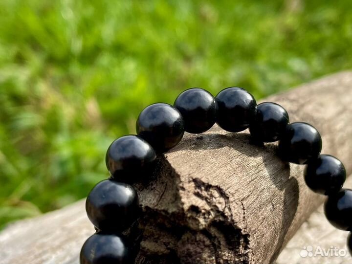 Браслет из Карельского Шунгита