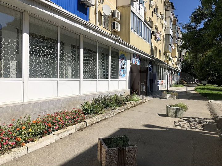 Продам торговое помещение, 261 м²