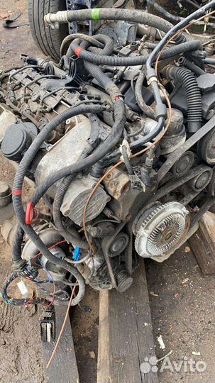 Двигатель мерседес Mercedes Vito 639