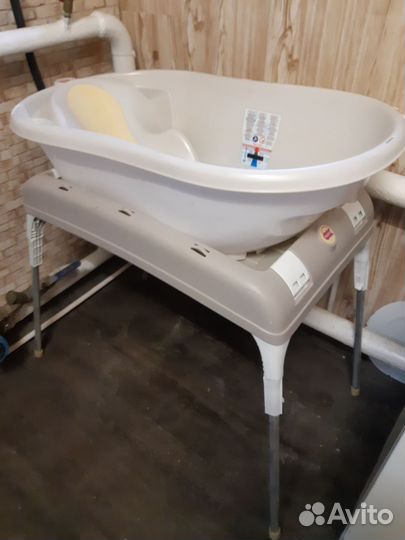 Ванночка для купания с термометром