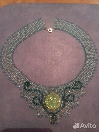 Ожерелье из бисера