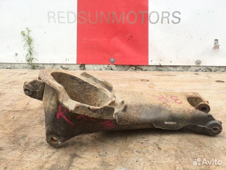 Рычаг задний нижний правый Volvo XC90 I 2002-2015г
