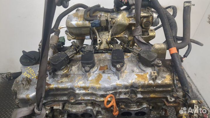 Двигатель Nissan Almera Tino, 2004