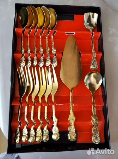 Набор столовых приборов для десерта. Новый
