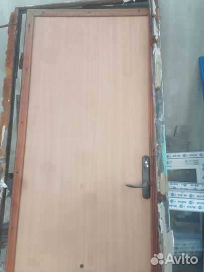 Дверь металлическая