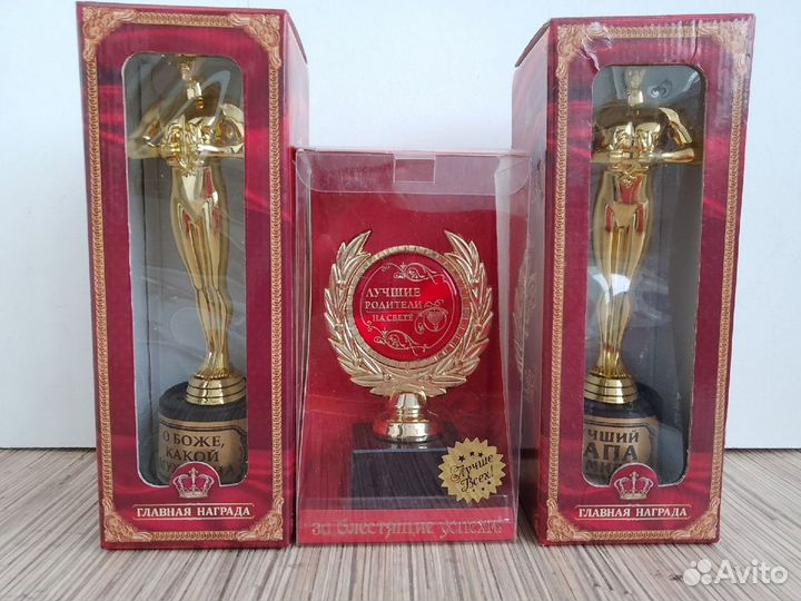 Кубок на подставке, Оскары и Ника