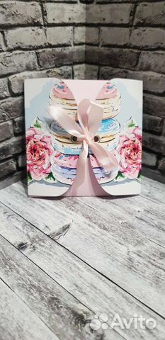 Сладкий подарок + денежная карточка на праздник