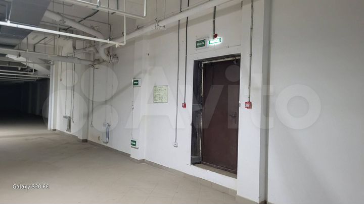 Склад+офис цокольный этаж