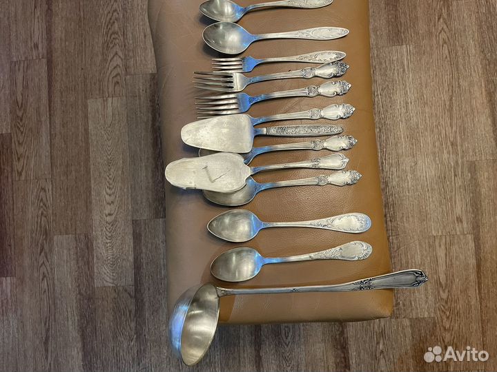 Набор столовых приборов из мельхиора