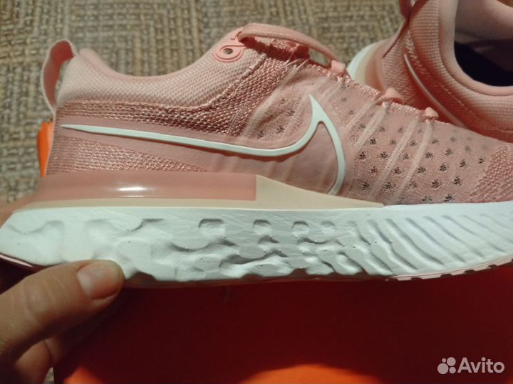 Кроссовки nike женские новые