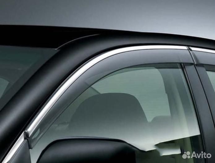 Ветровики с нержавеющим молдингом Land Cruiser